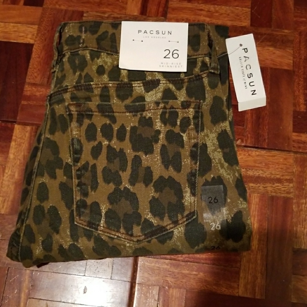 Pac sun leopard print pants